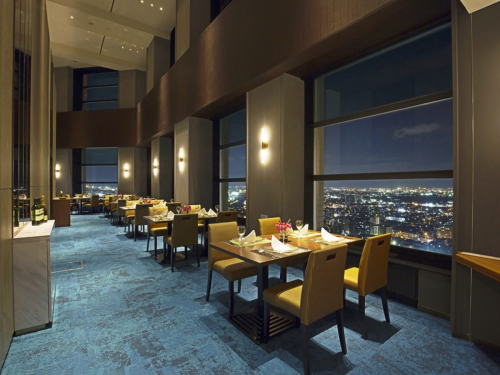 夕食会場「スカイレストラン」