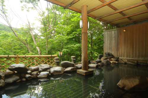 露天風呂(夏頃）