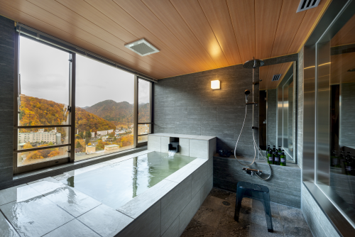 温泉展望風呂付客室「浴室」（一例）