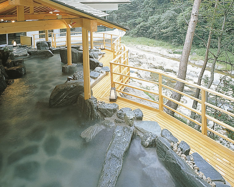 露天風呂「さるあみの湯」