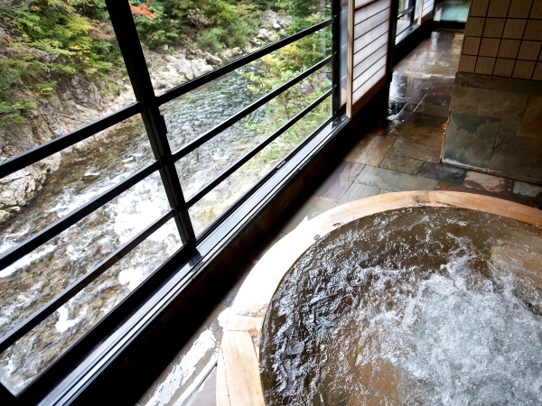 大浴場「翠渓の湯」