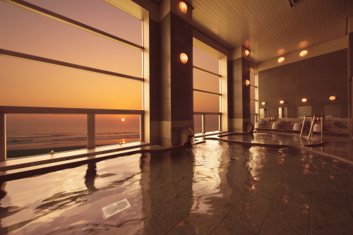 展望大浴場（朝日・イメージ）