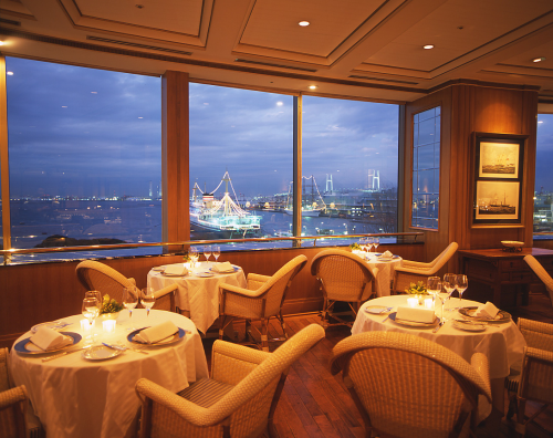 夕食レストラン会場