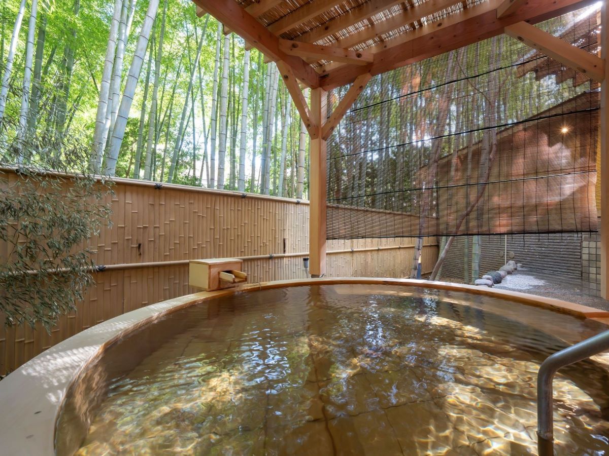 露天風呂「月の湯」