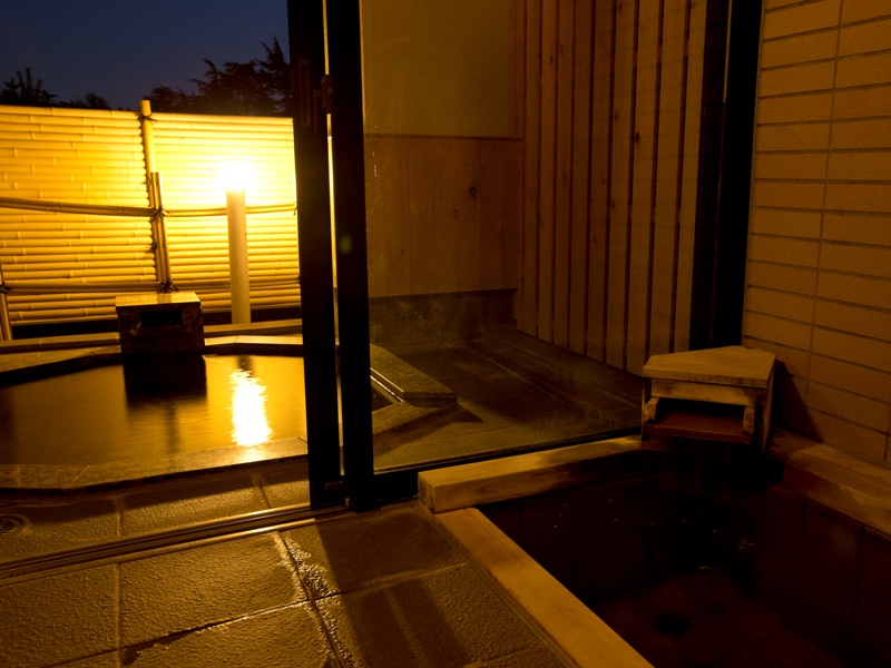 客室内風呂・露天風呂（一例）