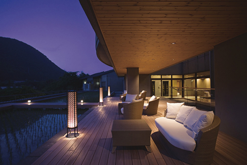 田んぼテラス（夜）