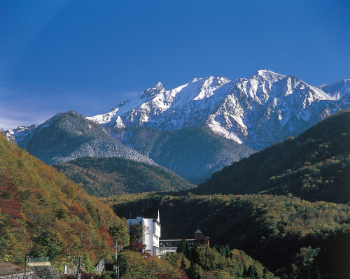 外観と北アルプス