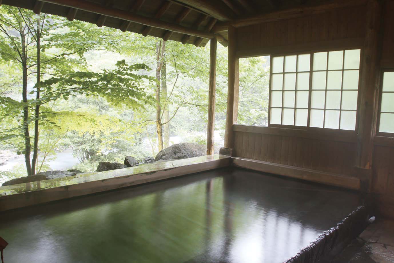 露天風呂「かわらの湯」