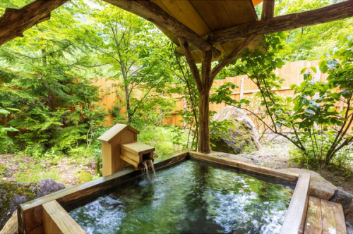 貸切露天風呂「雫の湯」（一例）