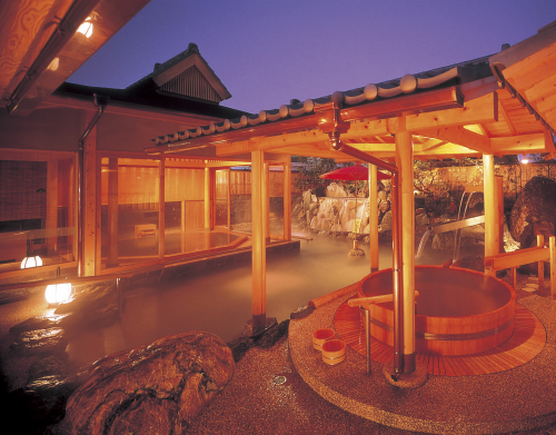 庭園露天風呂「風待ちの湯」