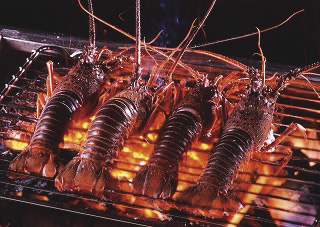 浜島焼（イメージ）※伊勢海老は4名様分