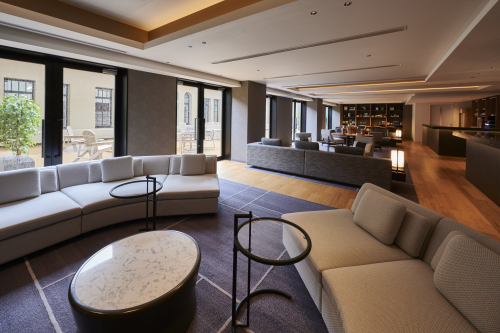 宿泊者専用ラウンジ