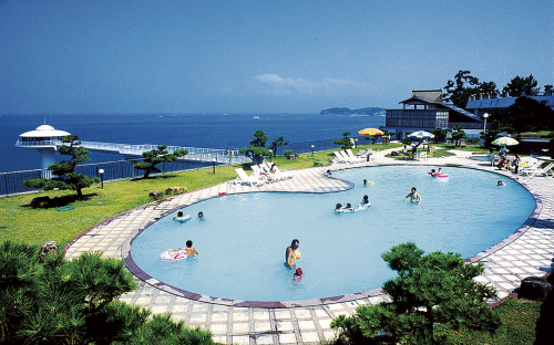 屋外プール（夏季のみ）