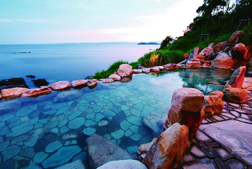 混浴露天風呂「浜千鳥の湯」