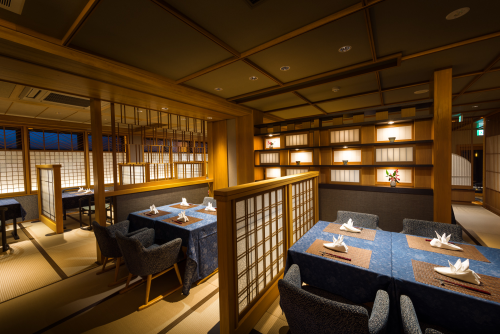 ダイニング＆ラウンジ 濤（TOU）