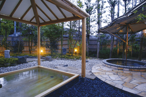 露天風呂「花巡りの湯」