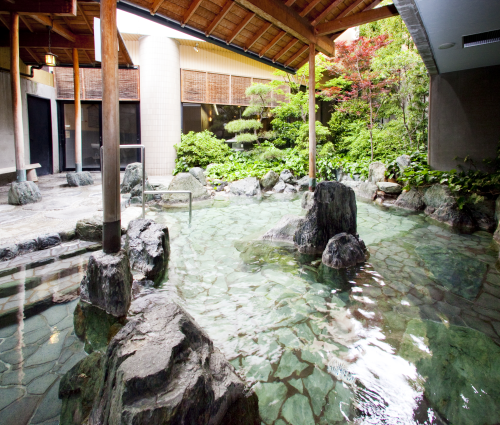 【讃水館】庭園露天風呂