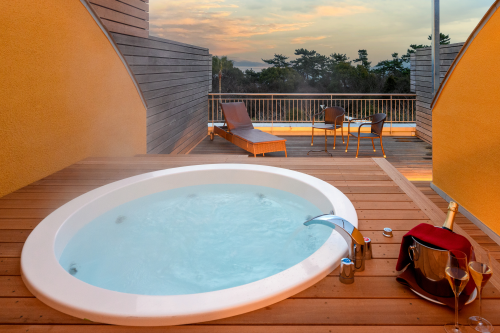 客室・露天風呂※お酒は付きません