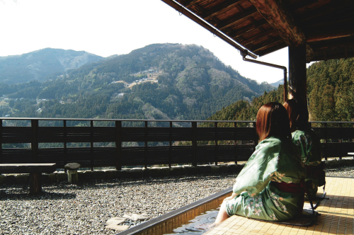 天空の足湯（イメージ）