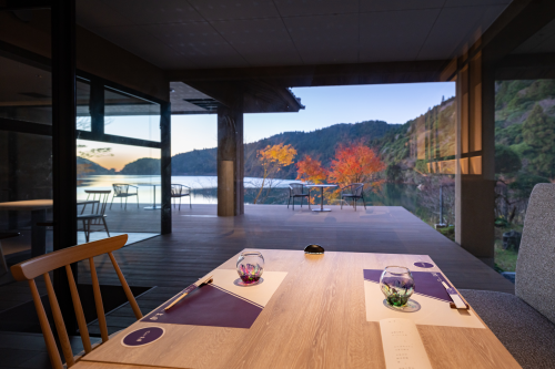 レストラン「on the lake」