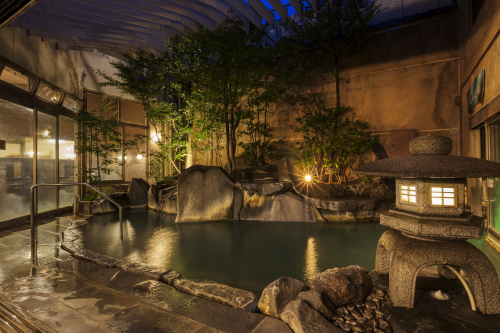 露天風呂「菊湯殿」