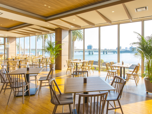 レストラン「一木一草」