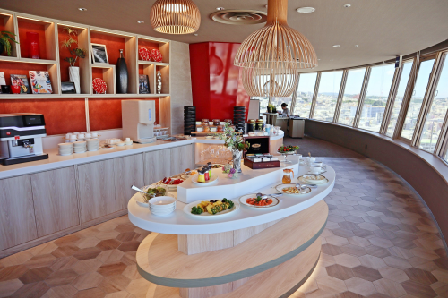 プレミアラウンジ