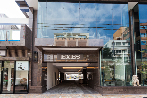 玄関アプローチ