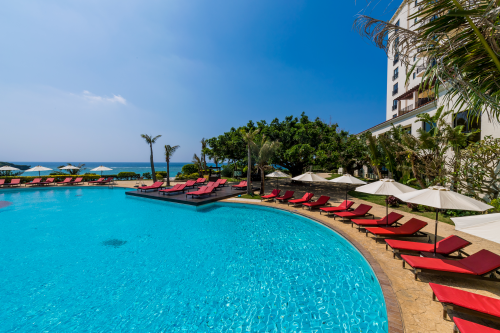 プール（ 3月上旬～11月下旬 ）